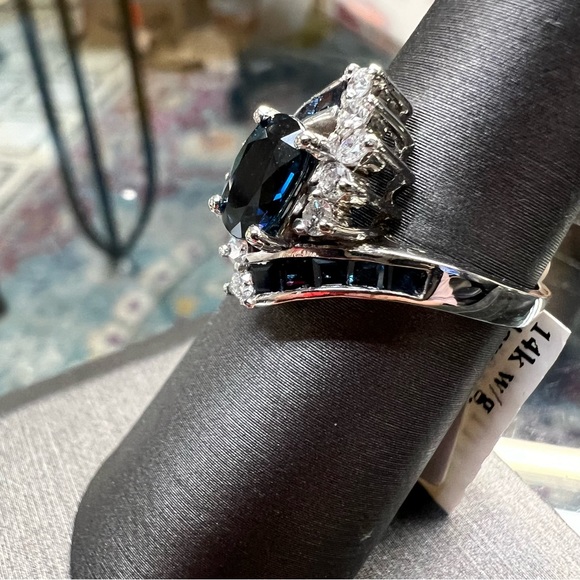 14k White Gold Diamond & Sapphire Ring - Picture 7 of 8